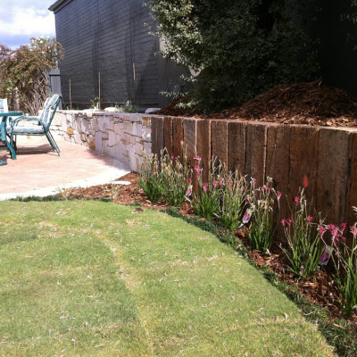Garden retaining wall Geelong